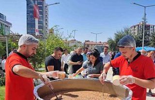 Niğde Barosu’ndan aşure ikramı