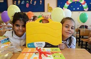 Öğrencilere kırtasiye desteği