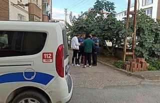 Önce annesini ve ablasını darp etti, daha sonra...