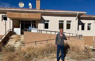 Ortalıktan kaybolan yöneticiye site sakinleri isyan...