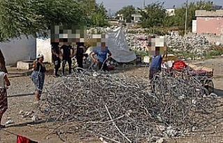 Osmaniye’de enkazdan çıkan demirleri çalan hırsızlara...