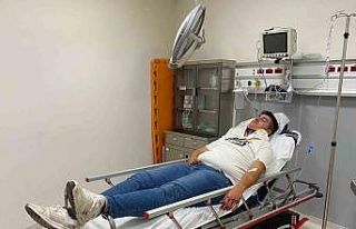 Otomobil ile servis minibüsü çarpıştı: 1 yaralı