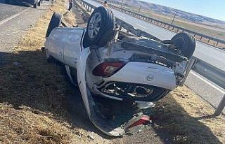 Otomobil takla attı, 2’si bebek 4 kişi yaralandı