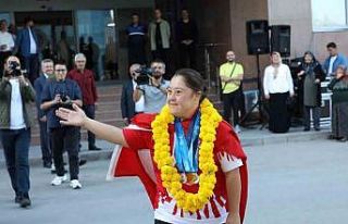 Özel sporcuya özel karşılama