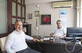 Özer: "Gerçek dost dar zamanda belli olur"