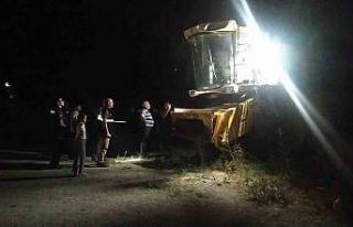 Park halindeki biçerdöver kurşunlandı