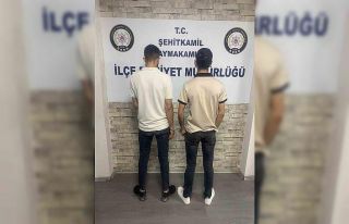 Parkta yaralama ve yağma yapan 2 şüpheli yakalandı