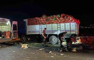 Saatlerce trafiğe kapalı olan yol tekrar açıldı