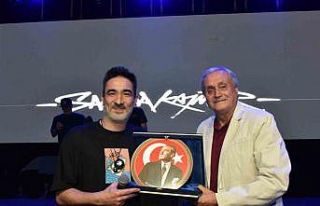 Sagopa Kajmer Bozüyüklü hayranlarıyla buluştu