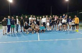 Salihli’de kurtuluş günü anısına turnuva