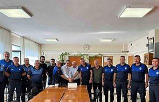 Salihli’de zabıta haftasına pastalı kutlama