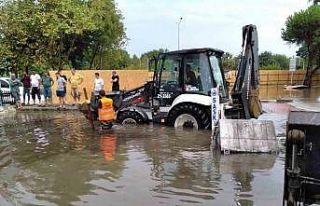 Samsun’da selin ardından: 1717 personel ve 463...