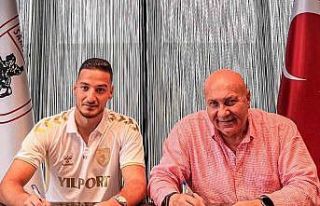 Samsunspor, Ercan Kara ile 3 yıllık sözleşme imzaladı