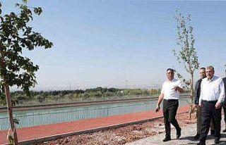 Şanlıurfa’da yeşil alan çalışmaları sürüyor