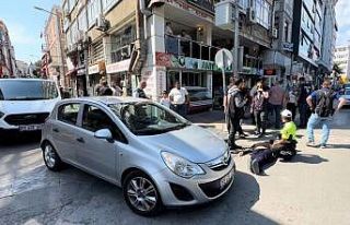 Sarhoş şahıs aracın önünden geçerken kendini...