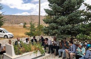 Şehit Ahmet Belen şehadetini 18. yılında kabri...