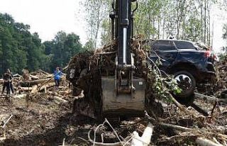 Sel felaketinde 3. gününde arama faaliyetleri sürüyor
