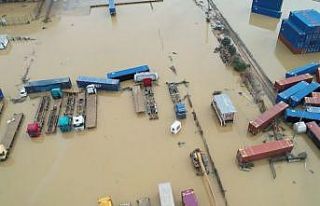 Sel sularının bastığı Halkalı Gümrüğü havadan...