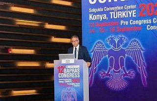 Selçuk Üniversitesi, bilim insanlarını bir araya...