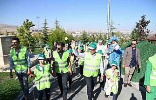 Selçuklu Seyir Tepesi, Dünya Temizlik Günü etkinliğine...