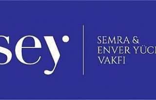 SEY Vakfı depremzede öğrencilerin elini bırakmadı