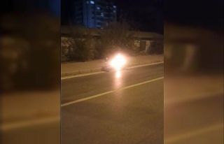 Seyir halindeki motosiklet yandı