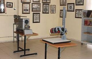 Siirt Lisesi müzesi tarihe ışık tutuyor