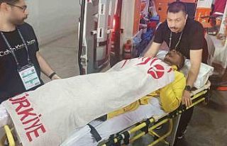 Simon Deli, ayağında kırık şüphesiyle hastaneye...