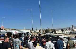 Şırnak’ta freni boşalan pikap kaza yaptı: 7...