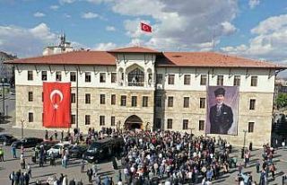 Sivas Valiliği Instagram hesabı 100 bin takipçiye...