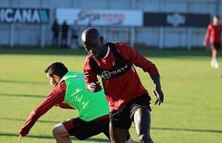 Sivasspor şut ve taktik çalıştı