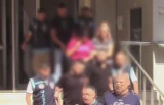 Sosyal medyadan tanıştığı şahısları eve davet...