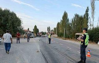 Şuhut’ta otomobille motosiklet çarpıştı: 1...