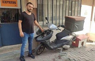 Sultangazi’de çaldığı motosikleti parçalarken...