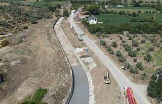 Tahrip olan Güdüşlü Deresi’nin bakımı yapılıyor