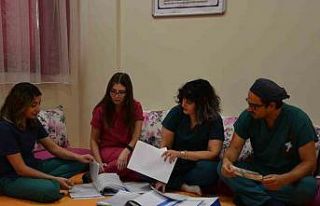 Tatvan Devlet Hastanesi’nde ’gebe okulu’ açıldı