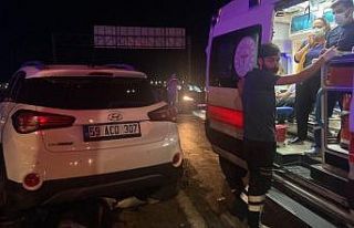 Tekirdağ’da iki araç kafa kafaya çarpıştı:...