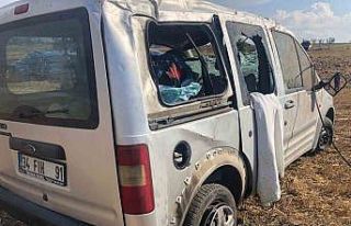 Tekirdağ’da takla atan araç tarlaya düştü:...