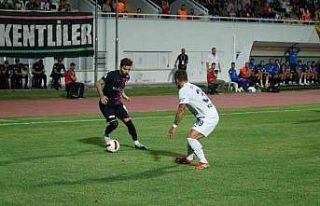 TFF 2. Lig: Isparta 32 Spor: 3 - Düzce Cam Düzcespor:...
