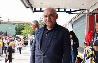 TFF Başkanı Büyükekşi’den maç öncesi forma...