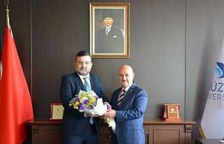 Tıp Fakültesinde görev değişimi