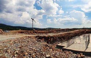 TOKİ Menteşe 3. etap sosyal konutların temel inşaatı...