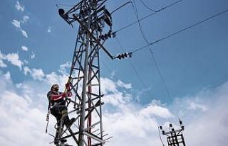 Toroslar EDAŞ elektrik dağıtım yatırımlarında...
