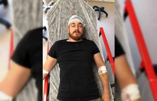 Trafikte tartıştığı sürücünün başına çekiçle...