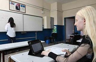 Türk Telekom TahtApp uygulaması ile az gören çocukların...