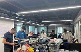 Üniversite öğrencilerinden depremzede öğrenciler...