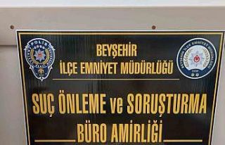 Uyuşturucuyla polise yakalandı