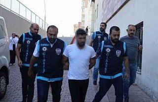 Uzman çavuşu kalbinden bıçaklayarak öldüren...