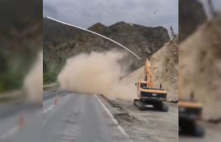 Uzundere yolunda tehlikeli anlar