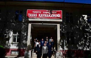 Vali Coşkun, ilçede ziyaretlerini sürdürdü